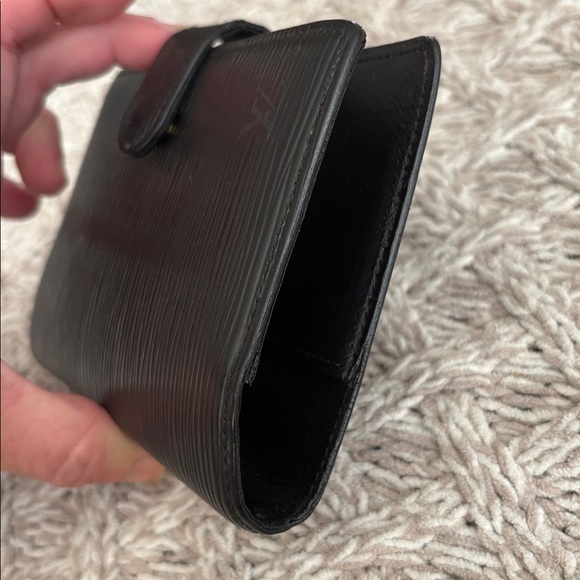 Louis Vuitton black Epi leather agenda cover - Picture 7 of 17